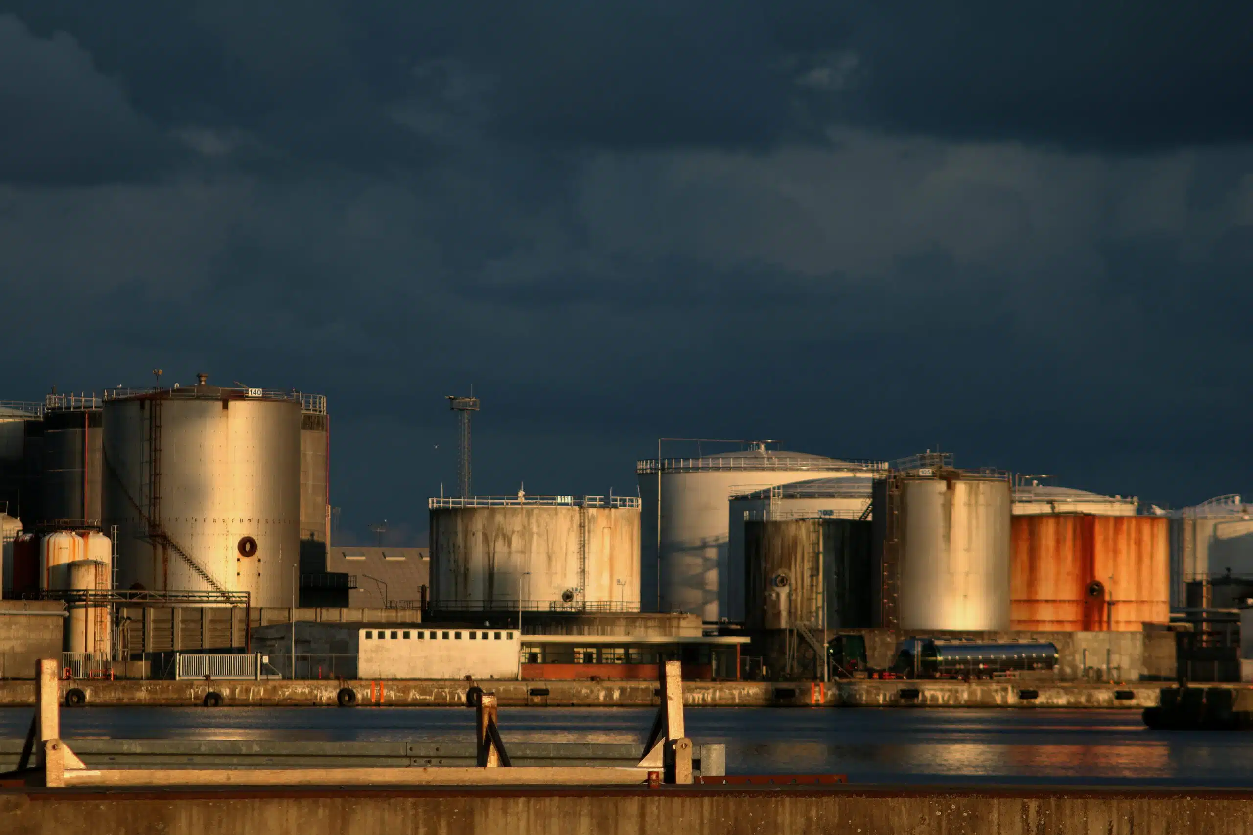 Oil refinery