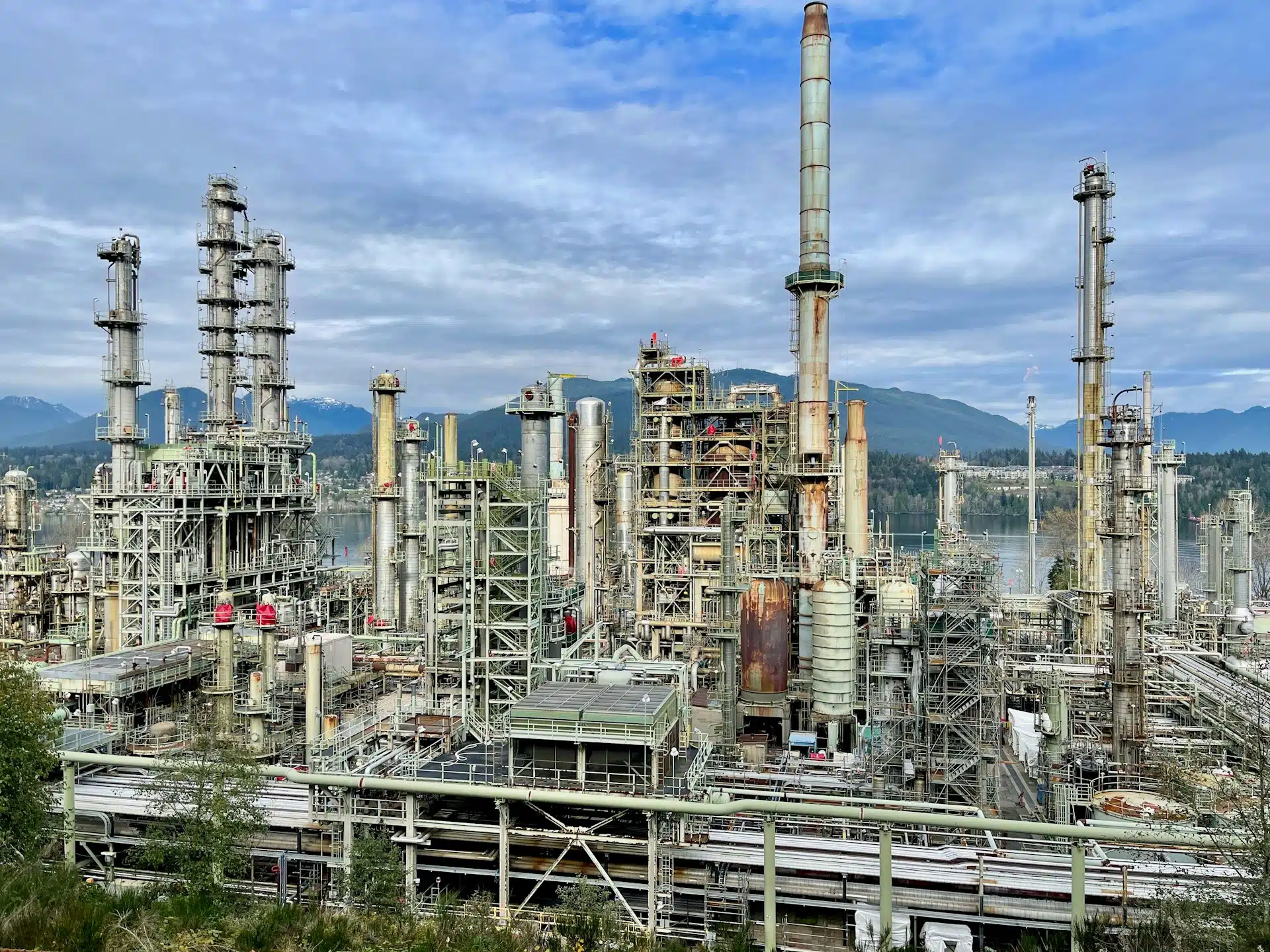 Oil Refinery