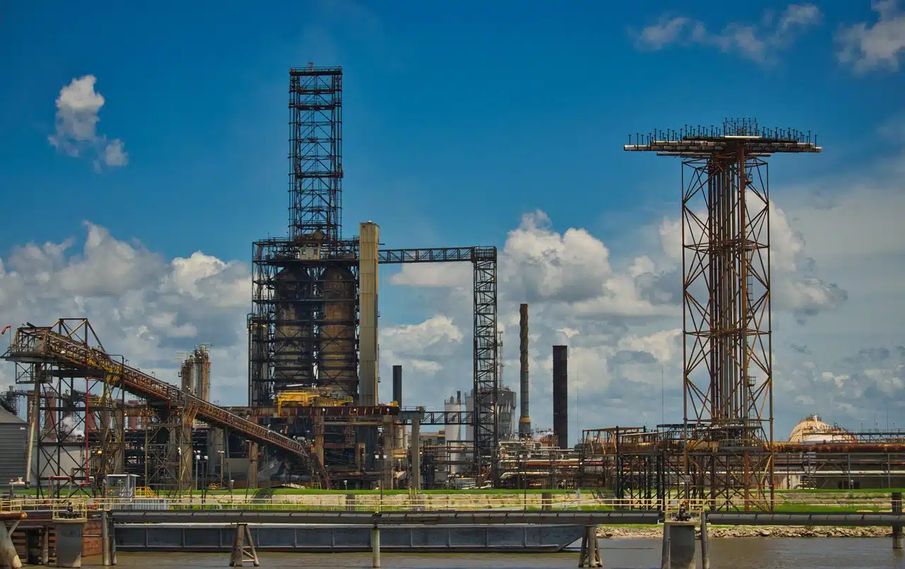 Oil onshore asset