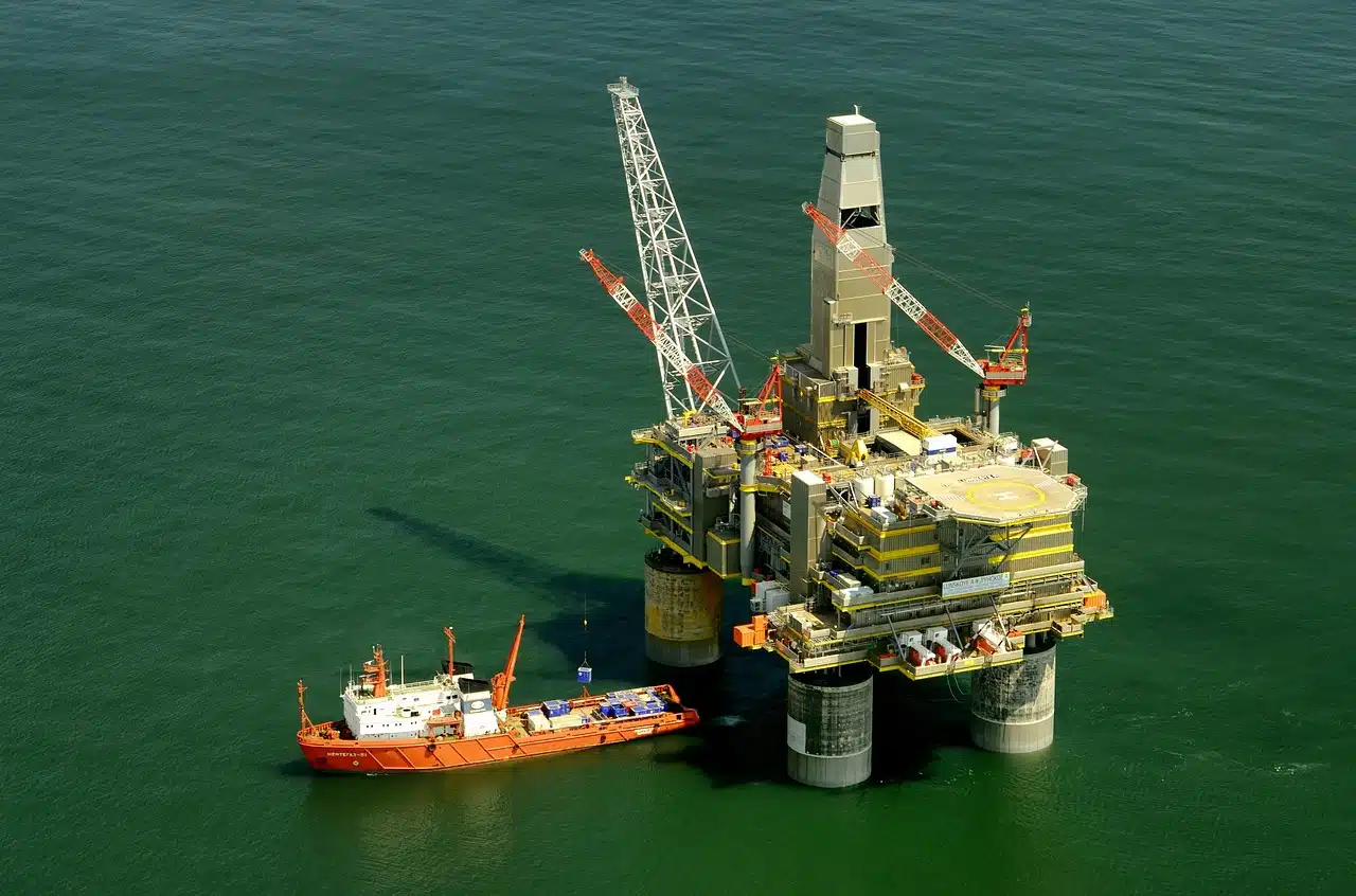 Deepwater oil rig