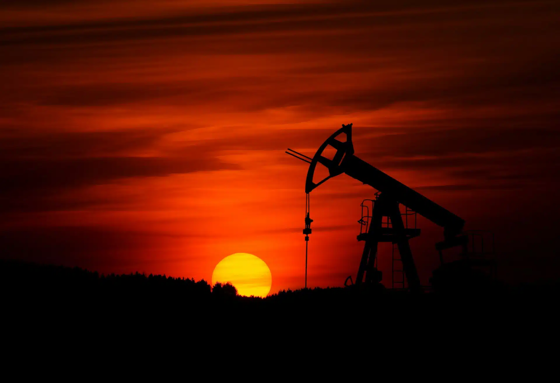 Onshore oil rig